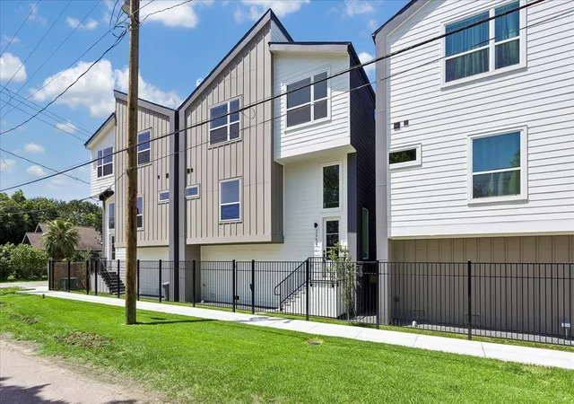 2959-2961-delafield-st-houston-tx-77023/hzid_6efe1322
