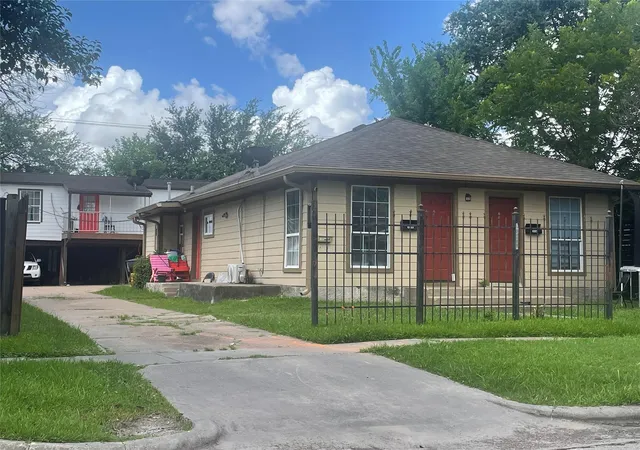 4114-bell-st-houston-tx-77023/hzid_24dd019f