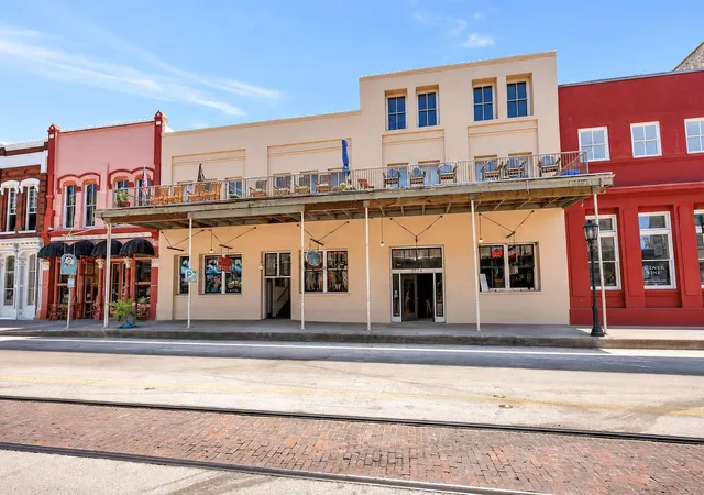 2119-strand-galveston-tx-77550/hzid_53c2971e