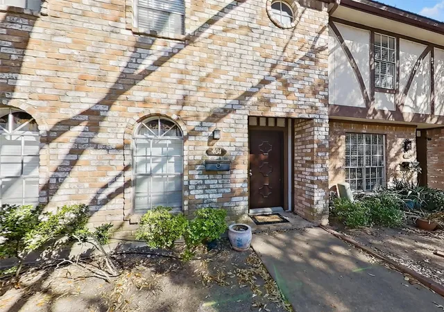 8101-amelia-rd-404-houston-tx-77055/hzid_c5ff0526