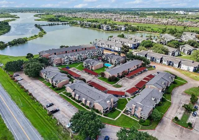 18800-egret-bay-blvd-1603-webster-tx-77058/hzid_b3a5c8cf