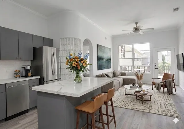 1441-east-st-212-houston-tx-77007/hzid_4e1ad63f