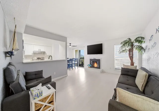7600-emmett-f-lowry-expy-806-texas-city-tx-77591/hzid_40c6b5ac