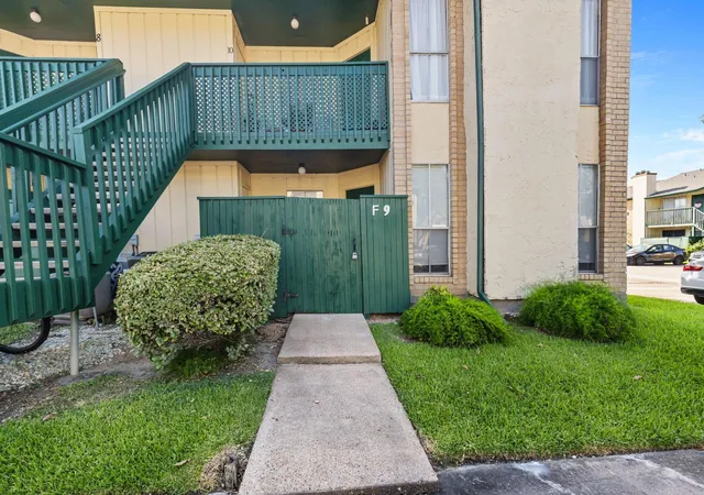 1516-bay-area-blvd-f9-houston-tx-77058/hzid_a21c886a