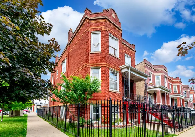 5646-w-22nd-place-cicero-il-60804/hzid_8380df1b
