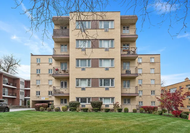 2030-w-111th-st-508-chicago-il-60643/hzid_38f925e2