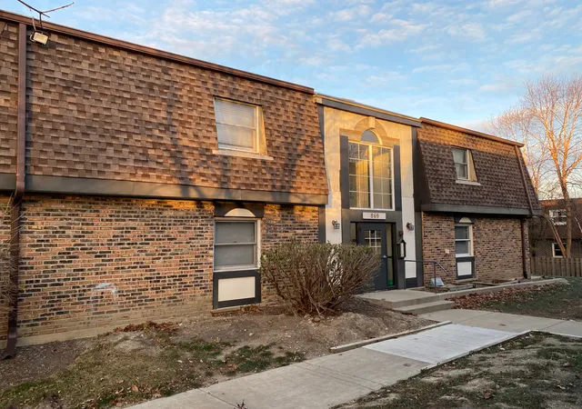869-trace-dr-101-buffalo-grove-il-60089/hzid_1f20276c