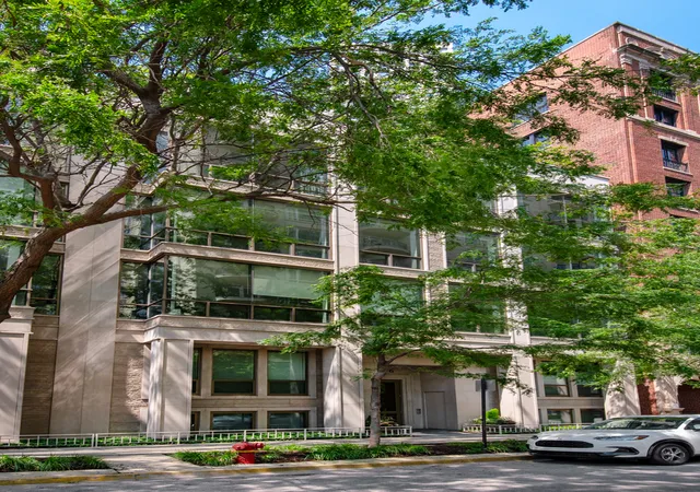 416-w-deming-pl-4-chicago-il-60614/hzid_d0ce3a06