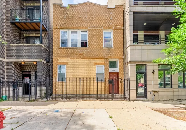 824-n-california-ave-chicago-il-60622/hzid_d2eabd65