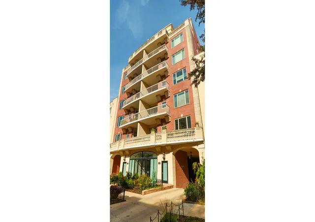 508-w-melrose-st-ph-w-chicago-il-60657/hzid_88f90185