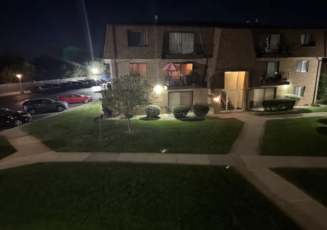 4905-w-109th-street-202-oak-lawn-il-60453/hzid_735399b5