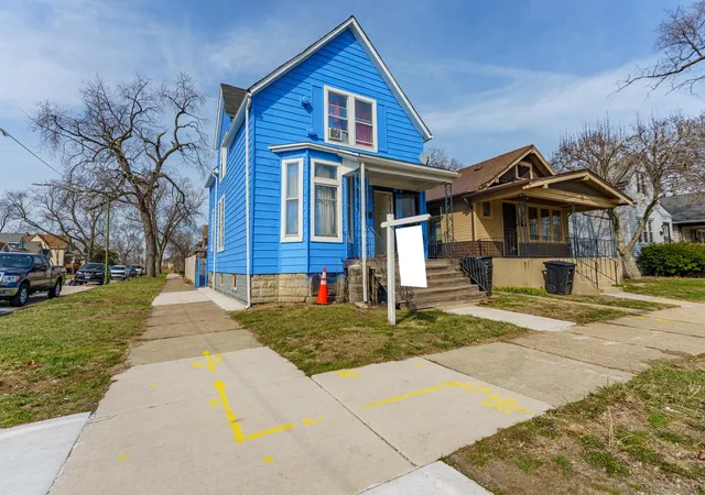 324-w-114th-street-chicago-il-60628/hzid_63d3b28e