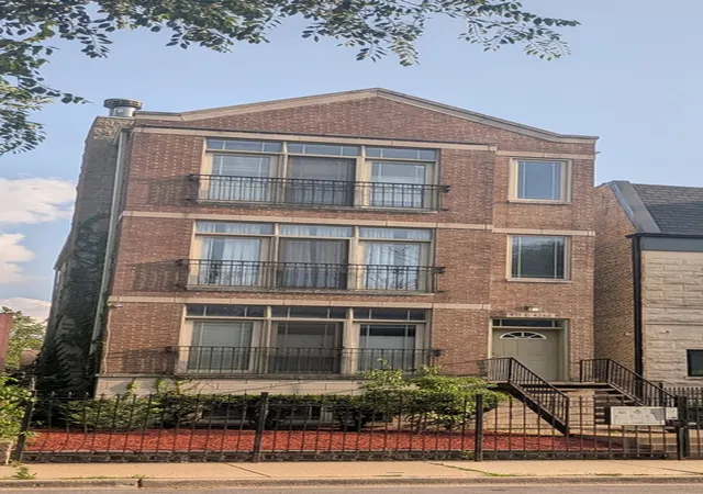 435-e-42nd-st-1-chicago-il-60653/hzid_80d1f133