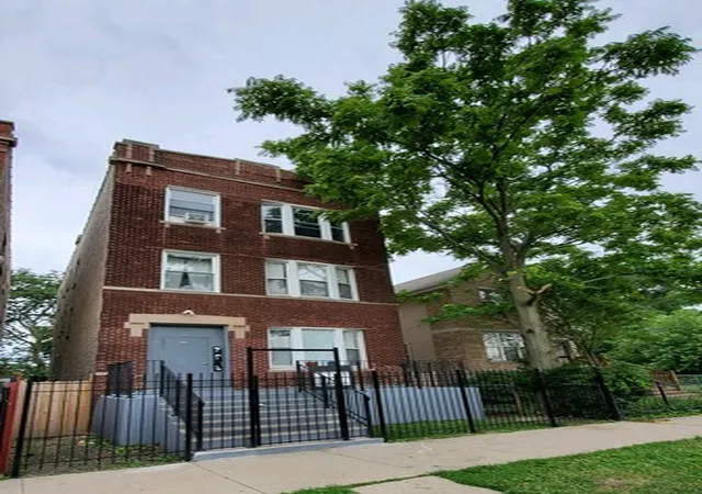 3829-w-maypole-ave-chicago-il-60624/hzid_29d8a30b