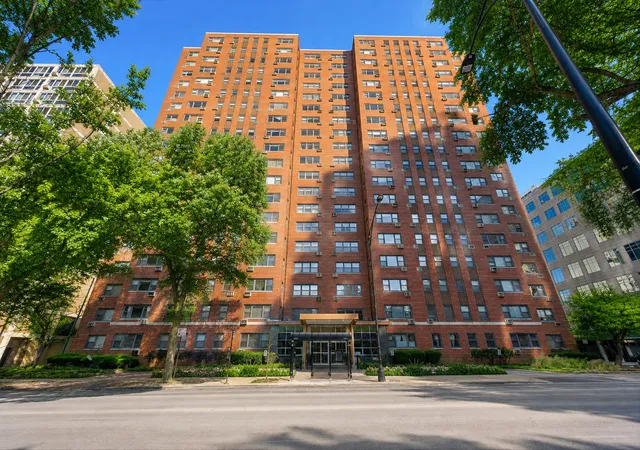 2909-n-sheridan-rd-605-chicago-il-60657/hzid_87b3aae2