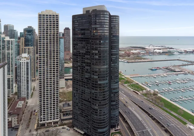 155-n-harbor-dr-5407-chicago-il-60601/hzid_c2a064af