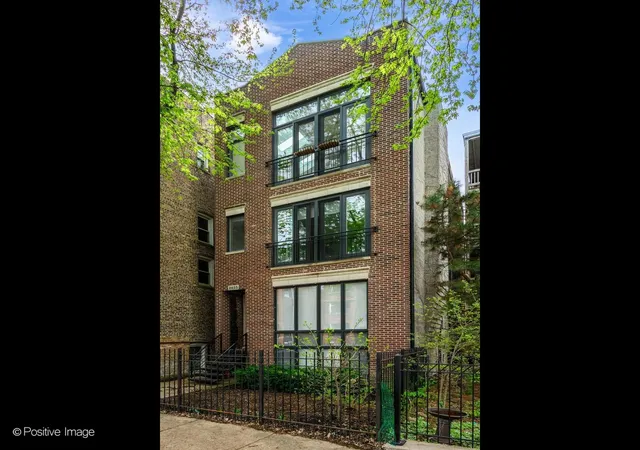 2455-w-walton-st-3-chicago-il-60622/hzid_afa49f98