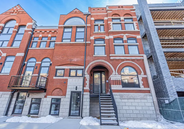 505-w-elm-ave-7-chicago-il-60610/hzid_679a4892