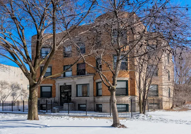 4543-s-prairie-ave-3s-chicago-il-60653/hzid_5a52bef4