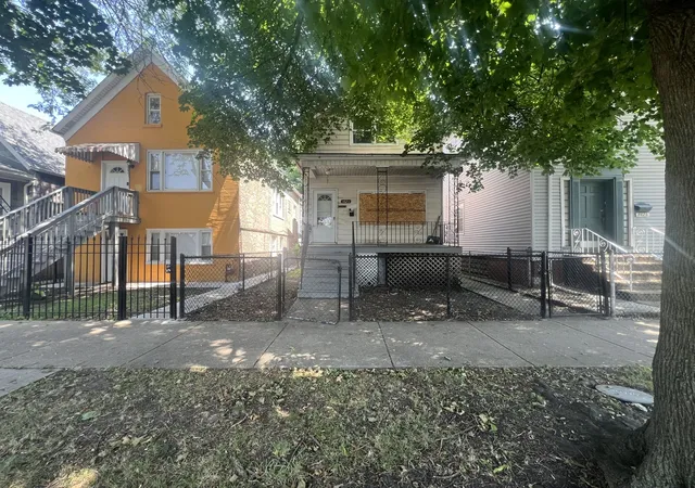 8623-s-manistee-ave-chicago-il-60617/hzid_2d565997