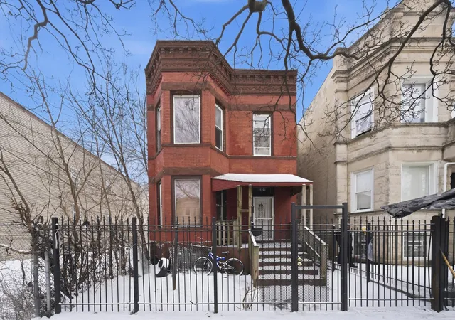 4327-w-monroe-st-chicago-il-60624/hzid_e0a42748