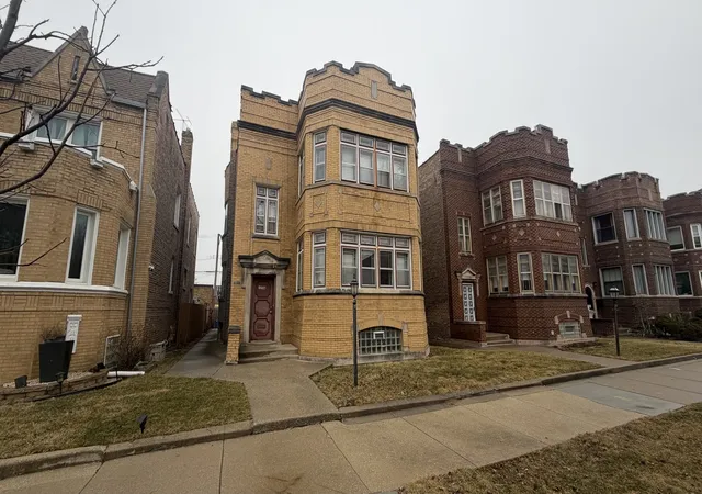8236-s-may-st-chicago-il-60620/hzid_59c1e043
