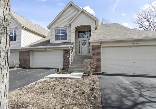 30w019-juniper-ct-30w019-warrenville-il-60555/hzid_f6f97458