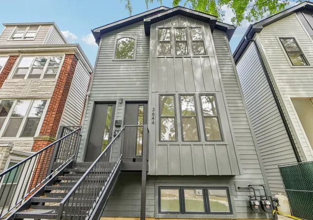 3644-w-cornelia-ave-1-chicago-il-60618/hzid_00eca329