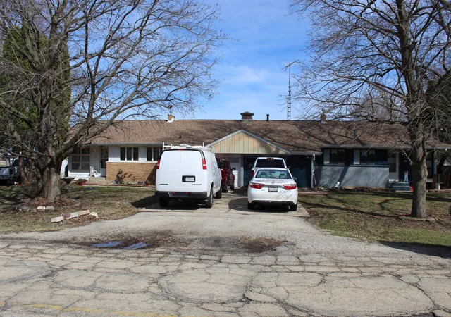 402-n-east-st-somonauk-il-60552/hzid_d3b1ad02