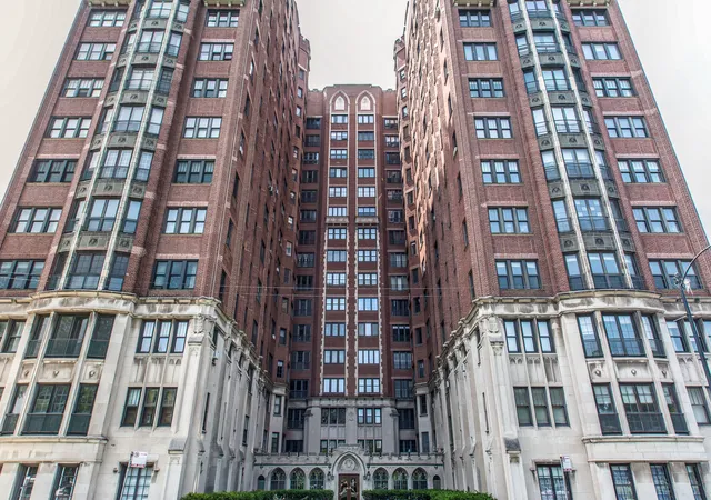 5838-s-stony-island-ave-5e-chicago-il-60637/hzid_f1637281