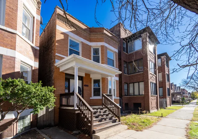 6961-s-eberhart-ave-chicago-il-60637/hzid_a1f208f6