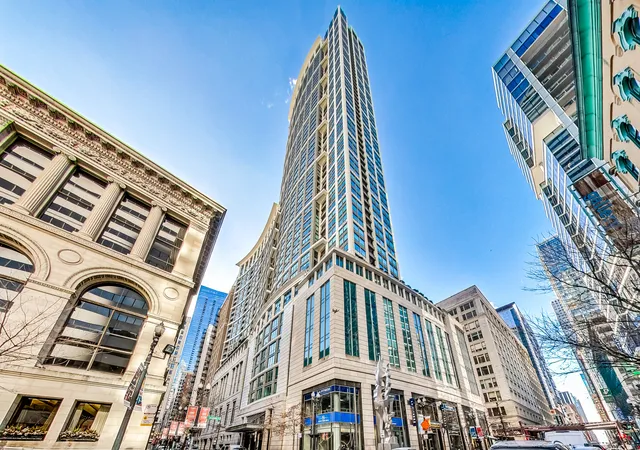 130-n-garland-ct-1703-chicago-il-60602/hzid_d95fd426