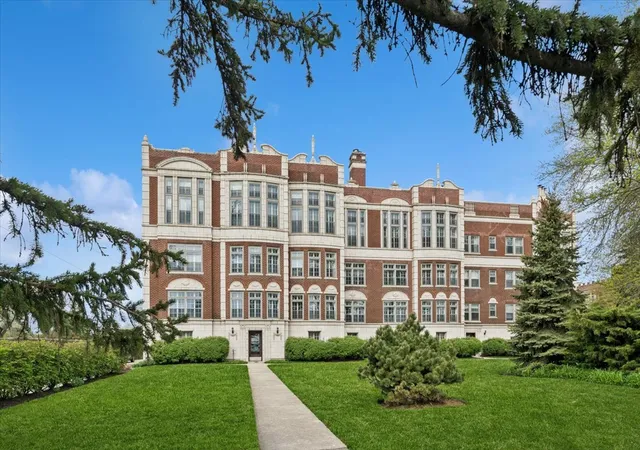 470-sheridan-rd-2-evanston-il-60202/hzid_cf68f6b8
