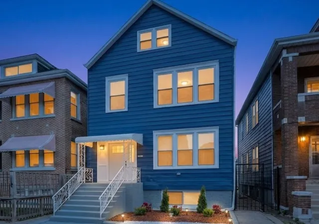 4521-s-mozart-st-chicago-il-60632/hzid_cb43b6bf
