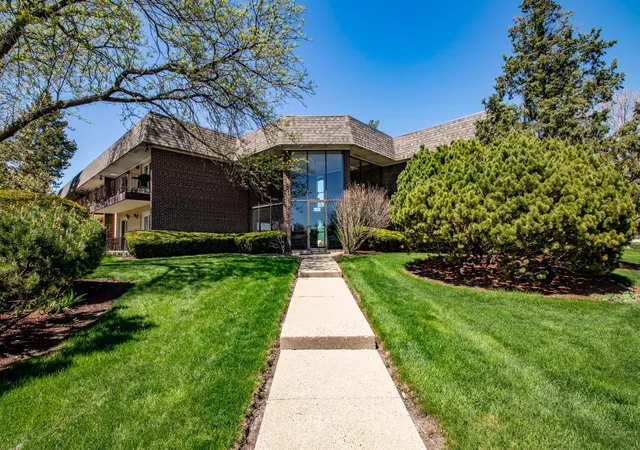 3n550-crown-rd-1-elmhurst-il-60126/hzid_13e08874