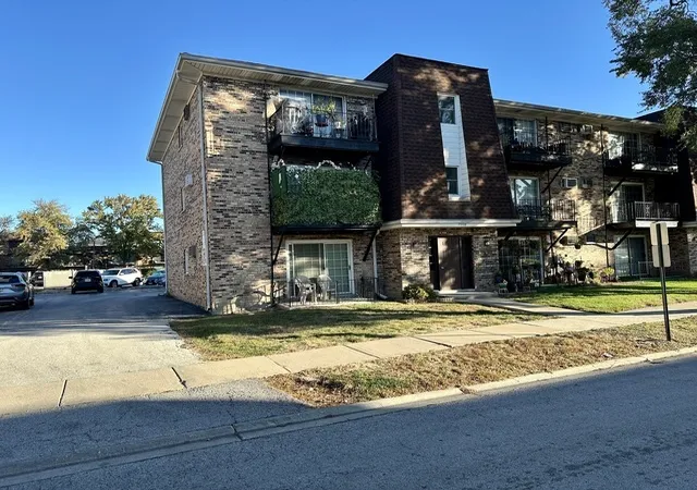 7008-oconnell-dr-201-chicago-ridge-il-60415/hzid_e921c924