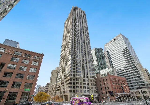 440-n-wabash-ave-409-chicago-il-60611/hzid_db274c55