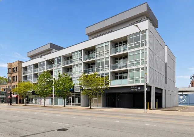 1610-w-fullerton-ave-412-chicago-il-60614/hzid_86d03b36