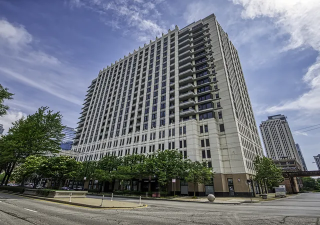 1255-s-state-st-806-chicago-il-60605/hzid_a6a3e28c
