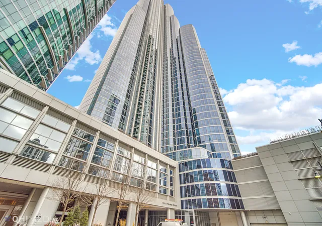 1211-s-prairie-ave-1204-chicago-il-60605/hzid_3ac0b46d