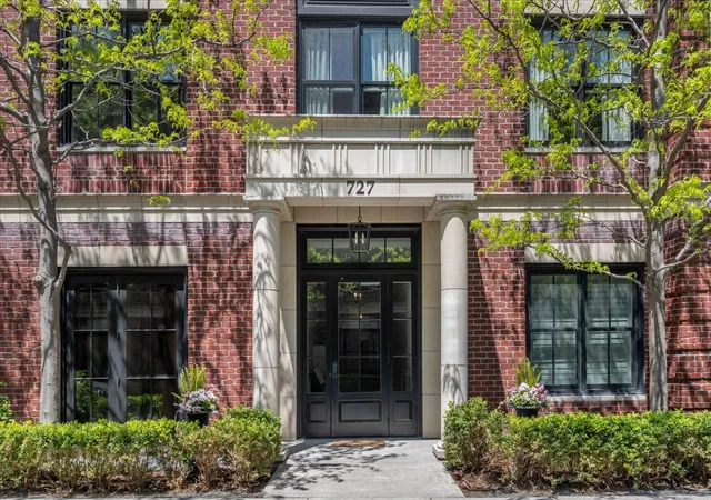 727-n-mckinley-rd-100-lake-forest-il-60045/hzid_331c295c