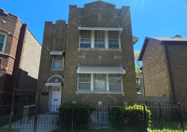 6451-s-vernon-ave-chicago-il-60637/hzid_2b1d206e