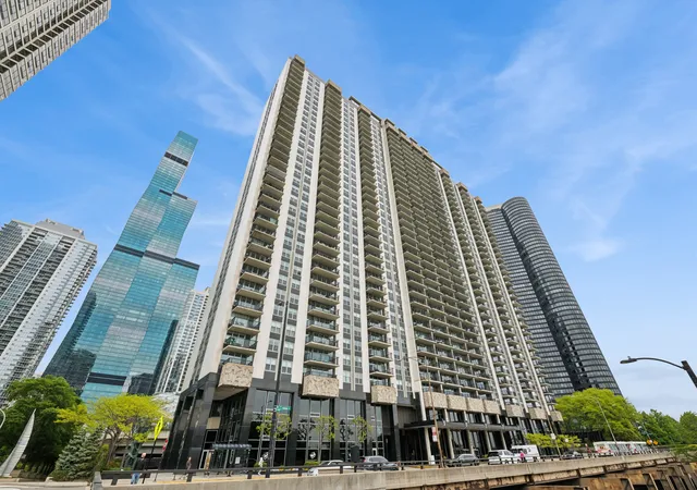 400-e-randolph-st-1710-chicago-il-60601/hzid_9d028efe