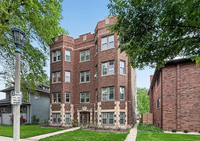 814-s-maple-ave-2n-oak-park-il-60304/hzid_dab7650c