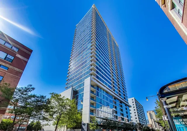 1720-s-michigan-ave-2115-chicago-il-60616/hzid_6a4280be