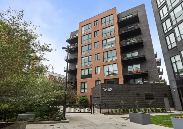 1648-w-division-st-309-chicago-il-60622/hzid_0412db19