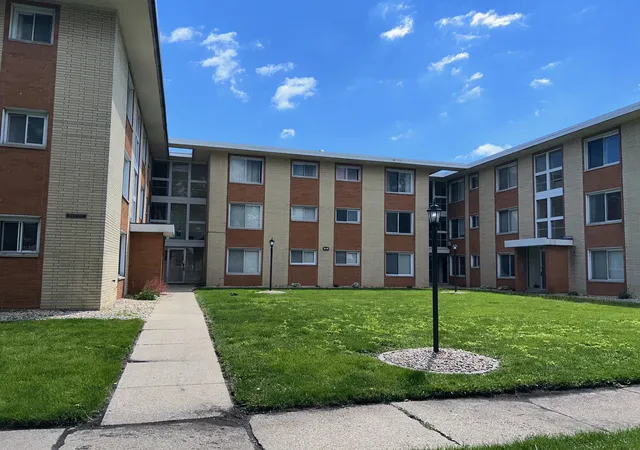 14633-keystone-ave-3h-midlothian-il-60445/hzid_b54131e6