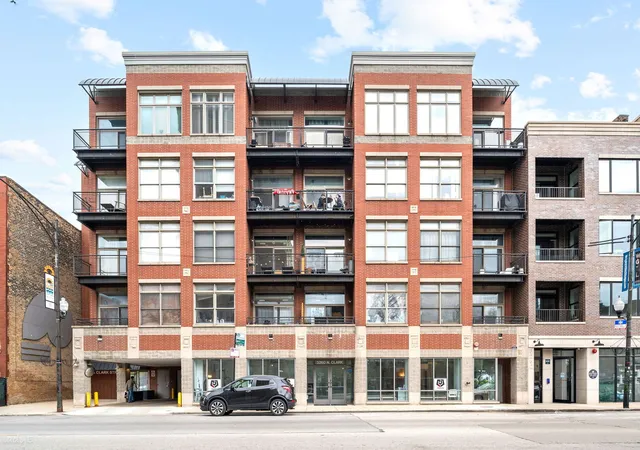 3260-n-clark-st-508-chicago-il-60657/hzid_ead7d91a