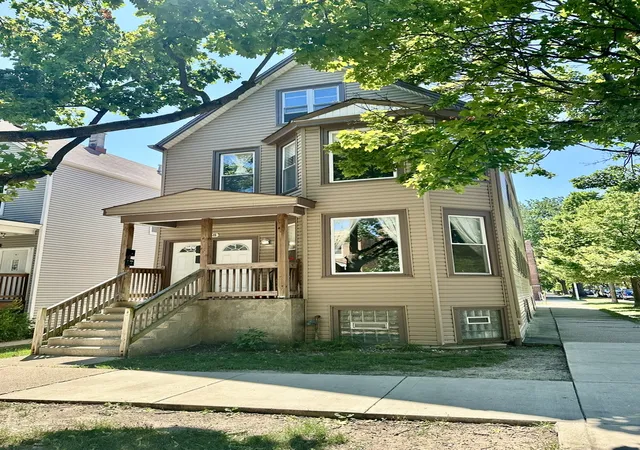 3258-n-ridgeway-ave-chicago-il-60618/hzid_6b54dfd3