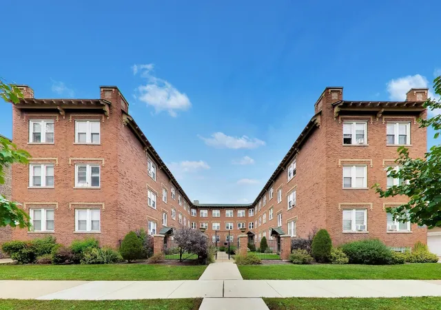 4822-w-hutchinson-st-9b-chicago-il-60641/hzid_19fffce4
